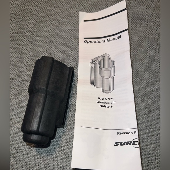 Surefire V72 Flashlight Holster for 8X, 8AX & 8NX Flashlights - Picture 1 of 3